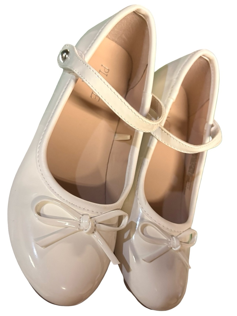 Off white girl dress shoes Mary Jane Block Heel Shoes – Size 2 youth